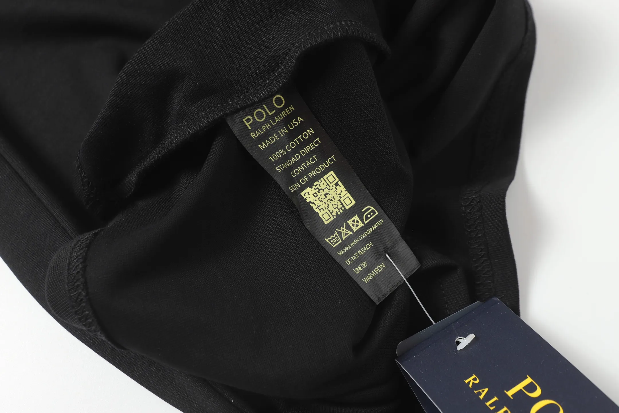 P130 Style number: A003 [Ralph Lauren classic color printed round neck basic short sleeves] ✅270g double yarn fabric, custom woven and dyed threads ✅Original sticker Scan the QR code to enter the official website ✅Large version, loose and stylish, can wear up to 200 pounds Color: black white Size: S-XL